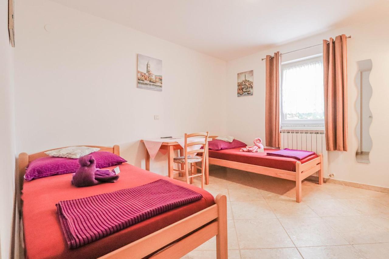 Pension Nina Умаг Экстерьер фото