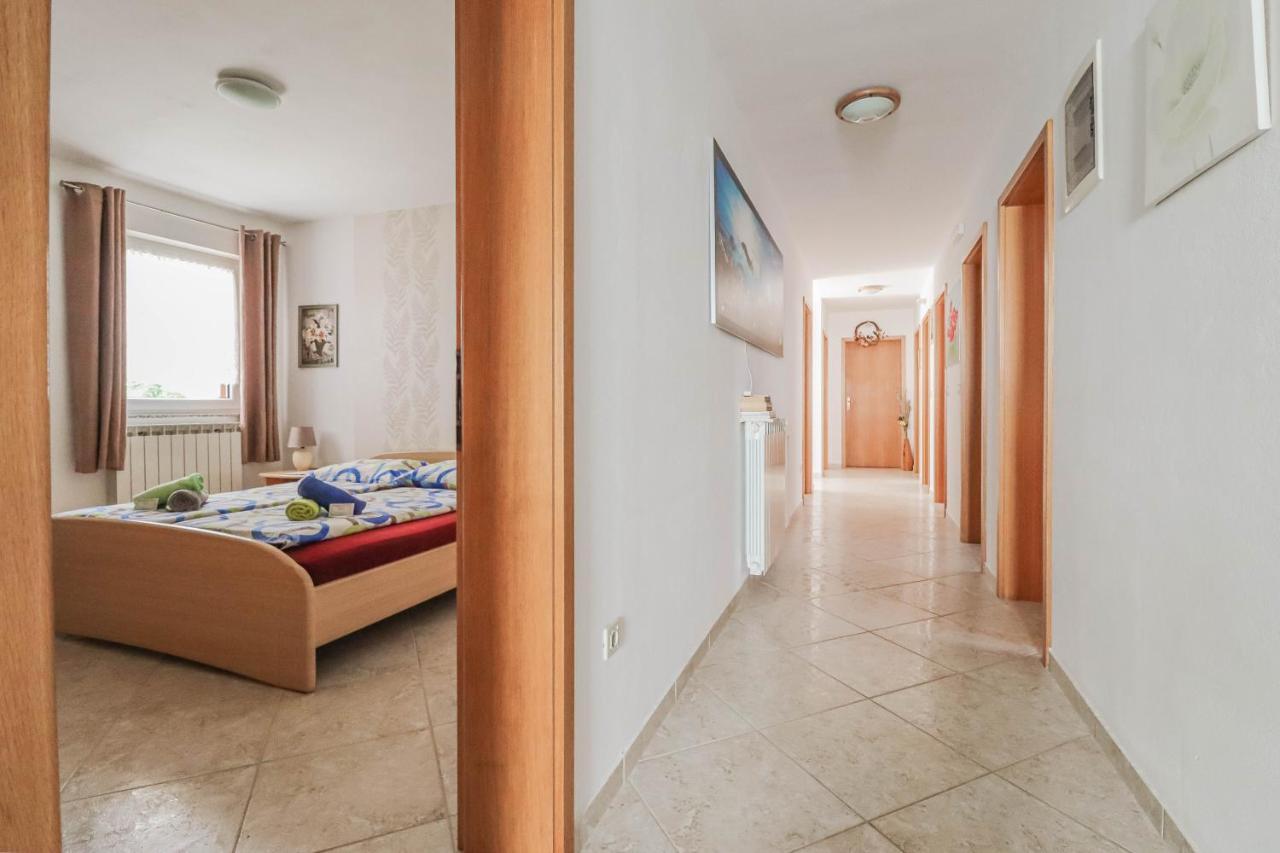 Pension Nina Умаг Экстерьер фото