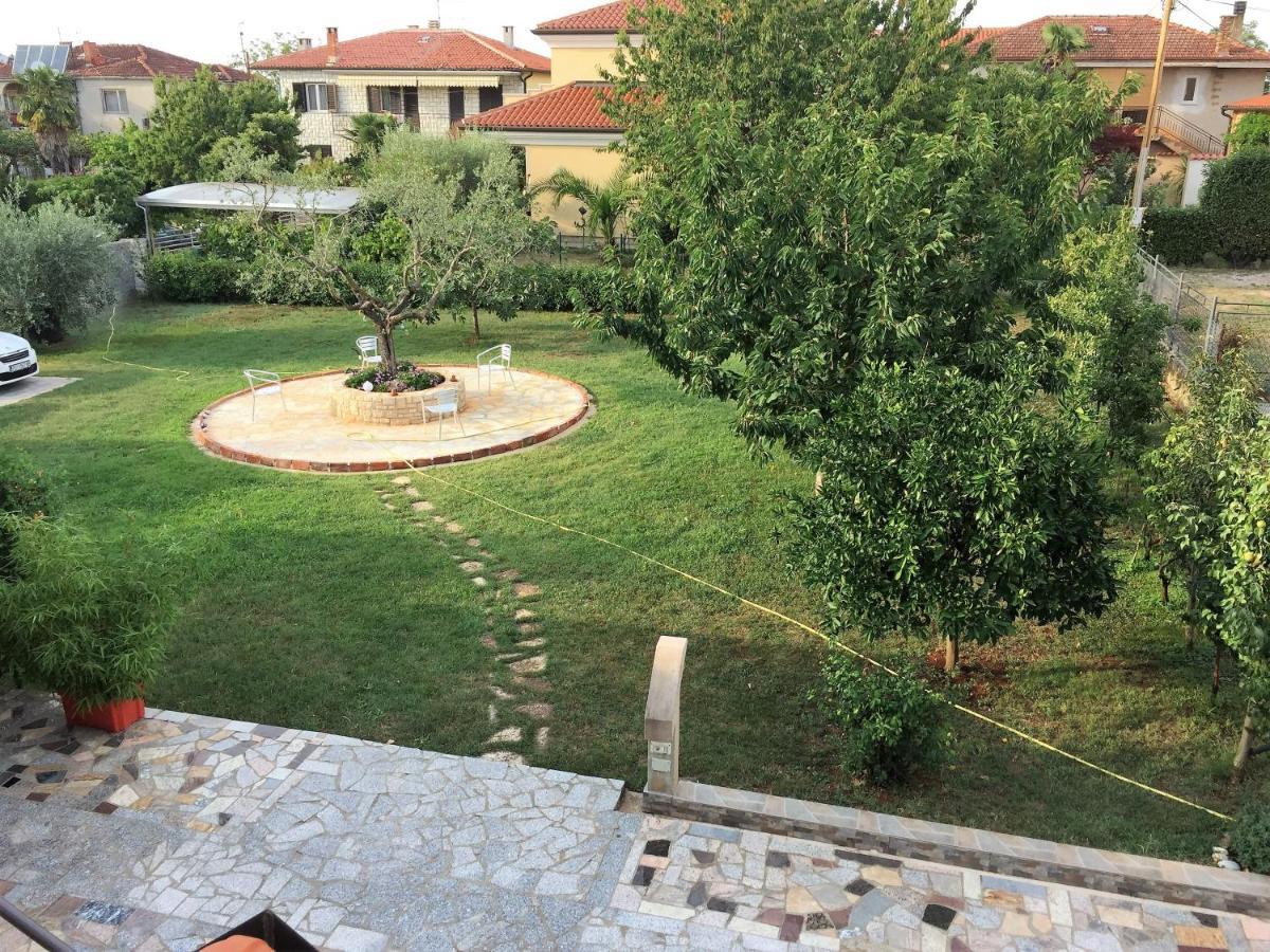 Pension Nina Умаг Экстерьер фото
